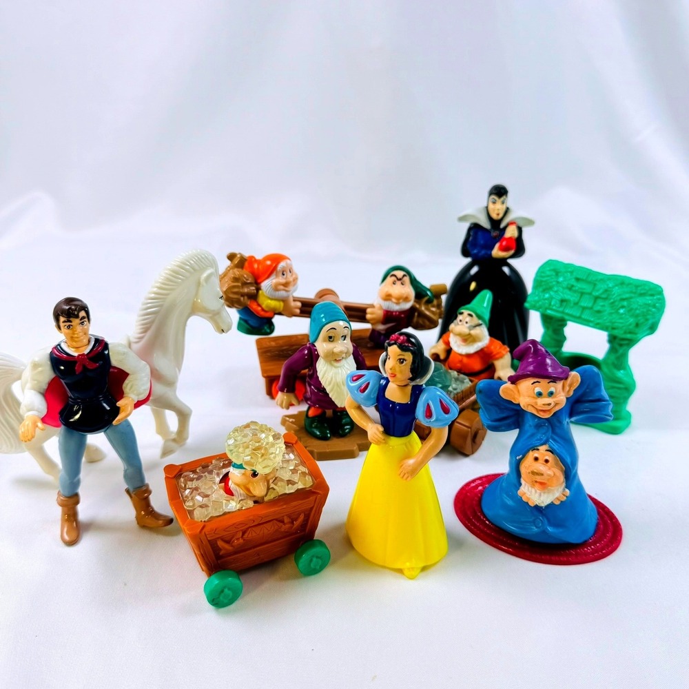 Vintage McDonalds Disney Snow White Seven Dwarfs Toy Figure Complete Lot Y2K 90s